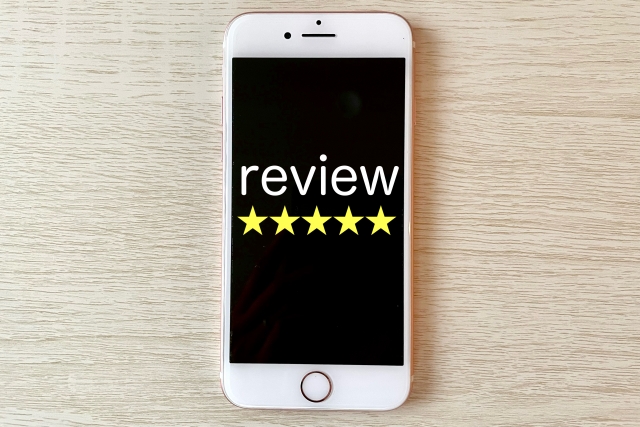 reviewの文字列とスマホ