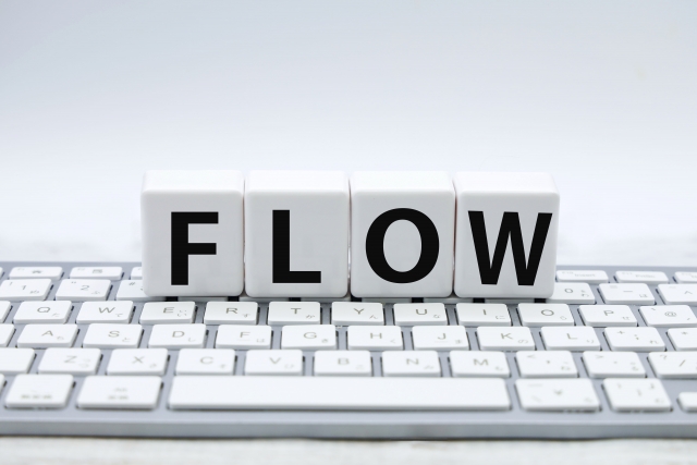 FLOWの文字列とキーボード